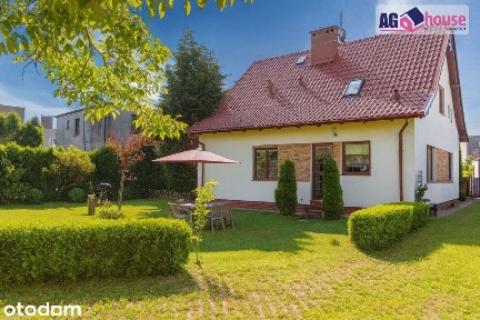 Atrakcyjny Dom w Pucku - 1000 metrów od morza!