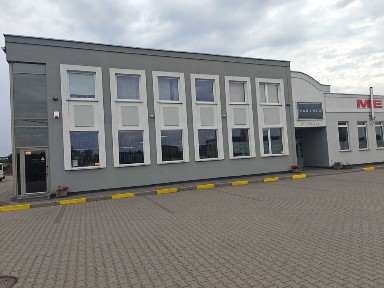 Do wynajęcia lokal użytkowy 180m2 doskonała lokalizacja we Wrześni