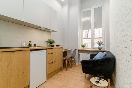 Nowoczesna kawalerka z antresolą - centrum Łodzi, Żeromskiego 17