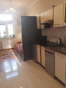 Dwa Pokoje- 47m² Do Wynajęcia.