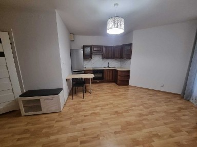 Przytulne 2 pokoje z garderobą, 2 minuty od Metra Wilanowska!