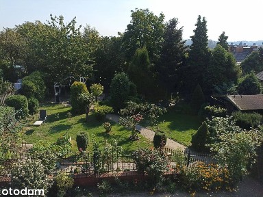 Przepiękny, przestronny dom z urządzonym ogrodem