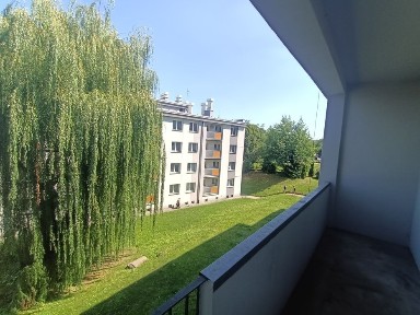 Sprzedam kawalerkę/balkon Loggia/ do remontu