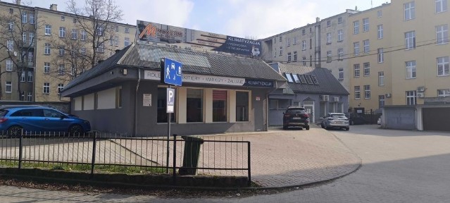 GOTOWY PAWILON 530 m² Z PARKINGIEM | NYSA CENTRUM - tylko 3 350 zł/m²!