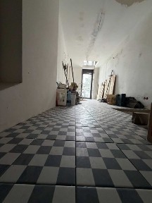 Perełka! Remont lokalu właśnie się kończy, odrestaurowana kamienica, najlepsza okolica w Warszawie. Takie miejsca rzadko się trafiają!