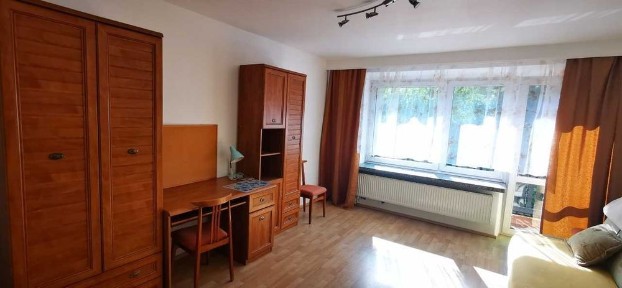 Dom na biuro, gabinet lekarski, obok szpitala