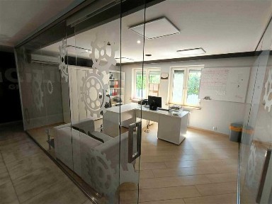 Powierzchnia biurowo-usługowa/magazynowa 245 m2