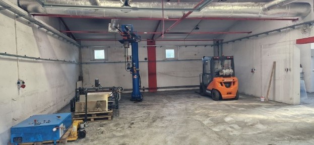 Lokal produkcyjno-usługowy 220 mkw