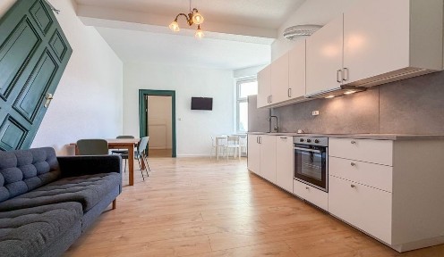 Gotowy pakiet zysków lub Twój nowy dom - 90 m² w sercu miasta!
