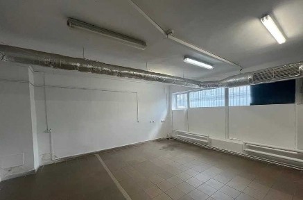 Lokal usługowy/magazynowy 220 m Brzeska 76