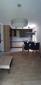 Wynajmę mieszkanie apartamentowiec duzy ogródek os.Rozane