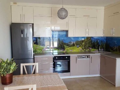 Bardzo zadbane ładne i czyste mieszkanie 2 pokoje 45m2 w spokojnej okolicy z dobrą komunikacją - Skarbka z Gór, bezpośrednio