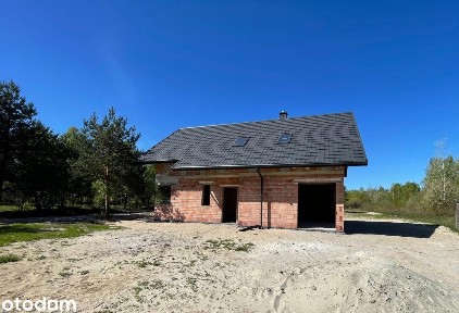 Gotowy dom wolnostojący w stanie surowym otwartym