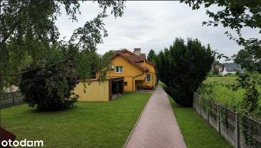 Przestronny dom 280 m² na działce 17 arów - duży potencjał