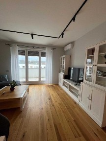 3 pok. apartament 70m² | 2 m. w garażu| klimatyzacja |komórka lok.