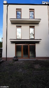 Dom szeregowy w mieście z 4 pokojami i ogrzewaniem gazowym