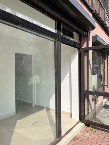 Lokal usługowy frontowy ul.Bartla