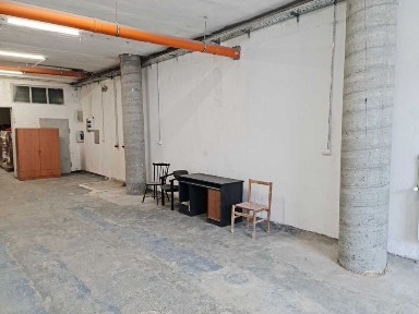LOKAL USŁUGOWY/HALA w Czyżynach (120m2) - wynajem od 25.08!