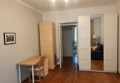3-pokojowe 75m², osobna kuchnia, 3-4 osoby, balkon, Galla, Biprostal