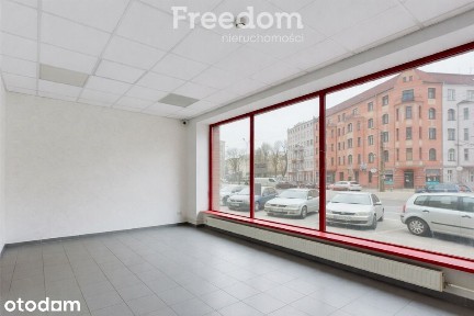 Lokal 95m²|Centrum| Witryna + 2 wejścia + parking