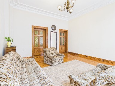 101m2 ul. Łokietka 3, I piętro, odnowiona kamienica