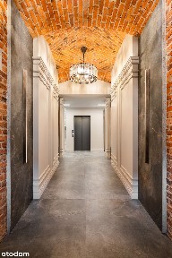 1-pokojowe mieszkanie 102m2 Bezpośrednio