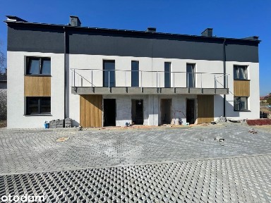 3-pokojowe mieszkanie z narożnym ogródkiem i 2 miejscami postojowymi