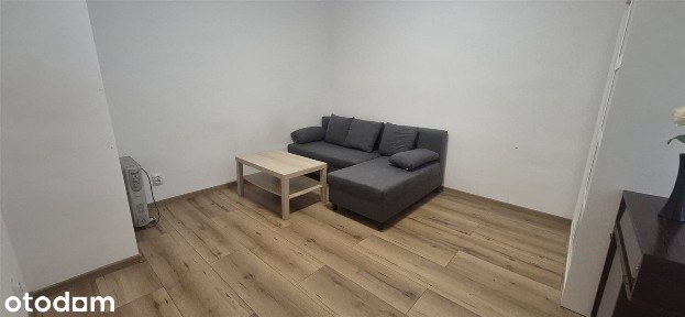 Kawalerka do wynajęcia - Katowice, ul. Plebiscyto