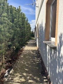 Mieszkanie z osobnym wejściem i ogrodem w Kłaczynie