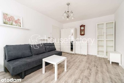 32m2 Łączna 38/40 balkon, do zamieszkania!