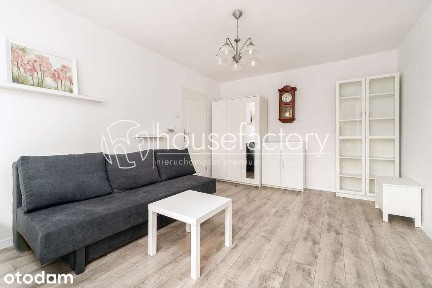 32m2 Łączna 38/40 balkon, do zamieszkania!