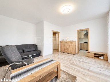 Kawalerka 30,9m² z oddzielną kuchnią/MetroStokłosy