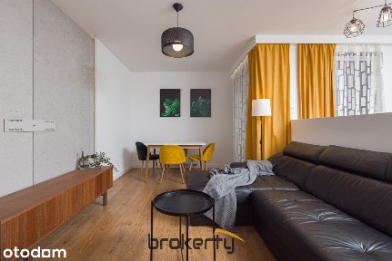 Mieszkanie z ogródkiem i garażem w Pixel House