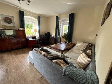 Posiadłość z potencjałem inwestycyjnym | Dom + apartament + budynek gospodarczy 2892 m²