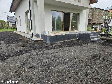 Dom, 155 m², Kolonia Poczesna