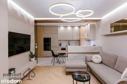 KatowiceCentrum3pokWysoki StandardBez Prowizji