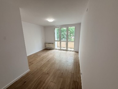 Mieszkanie po generalnym remoncie przy Rondzie Wiatraczna - 37 m² | Balkon | Idealne pod inwestycję
