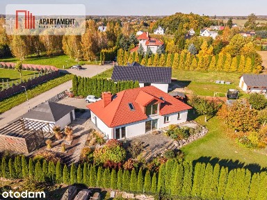 Parterowy dom, garaż, ogród, jezioro, Mazury