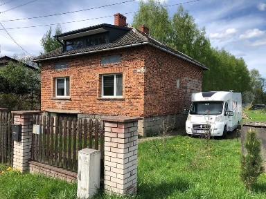 Dom do wynajęcia wyski parter poddasze garaż 2 pokoje kuchnia łazienka po remoncie