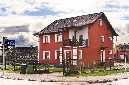 Dom z ogrodem i potencjalem biznesowym, przy drodze wojewodzkiej 188