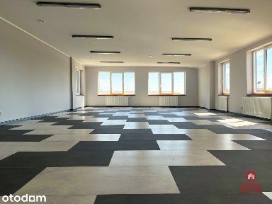 Lokal z placem przy głównej drodze
