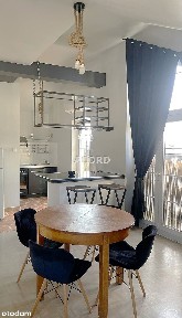 100 m2 na poddaszu 1998r balkon klimatyzacja
