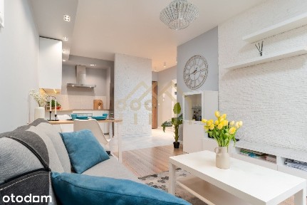 Słoneczne mieszkanie /40m2/2 pokoje/Balkon