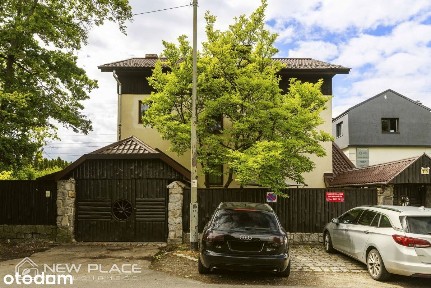 Dom z 7 mieszkaniami, działka 1379m2, Ołtaszyn