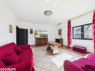 Funkcjonalny dom jednorodzinny o powierzchni 153 m² w Bolesławcu!