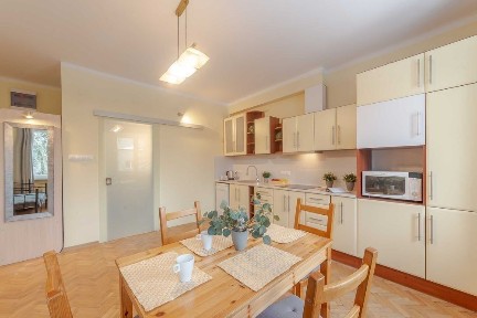 Duża kawalerka po remoncie 28 m² | Zelwerowicza 29 | Spokojna okolica | UŁ, UMED | Zabudowa bliźniacza