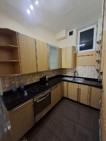 Wynajmę mieszkanie w kamienicy 65m2 Pabianice