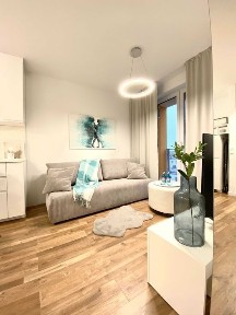 Słoneczny 32 metrowy apartament - wysoki standard z miejscem garażowym.