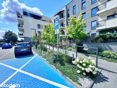 Apartament 2 pokoje, winda, ogród/garaż.