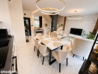 Nowoczesny segment z prywatnym ogrodem | 67,6 m²